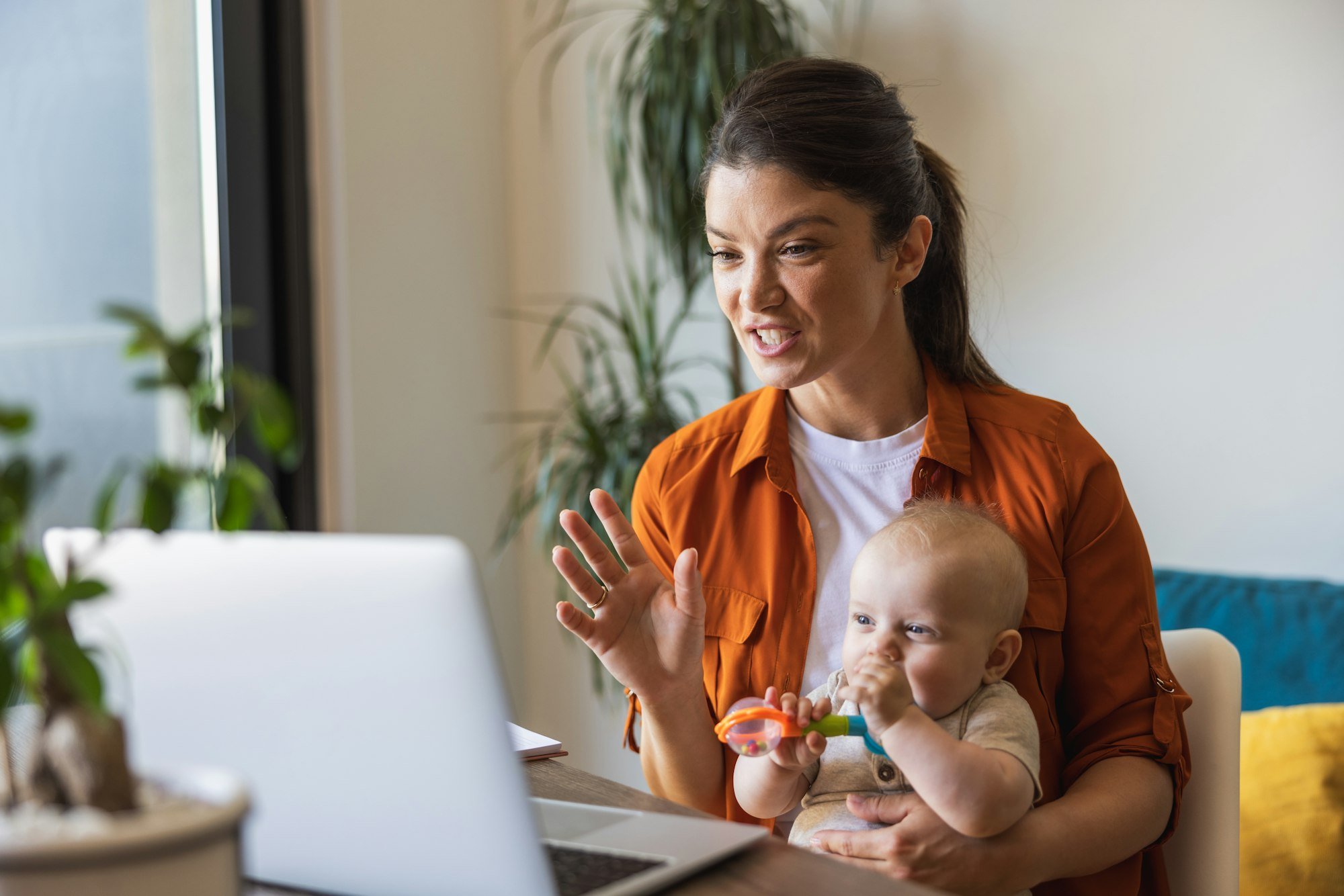 Juggling A Full-Time Job And Caring For My Little One